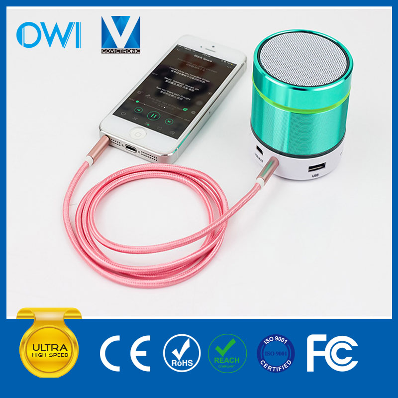 High Quality 3.5mm Aux Audio Cable for Car, Mobile Phone, iPod From Owi Factory