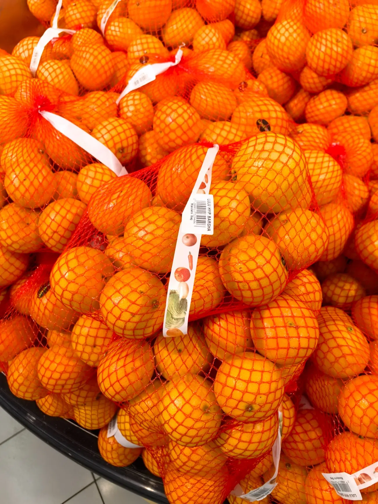 Can Bear 5-10kg Weight of Mineral Water Packaging/Tissue Packaging Adhesive Carry Handle Tape