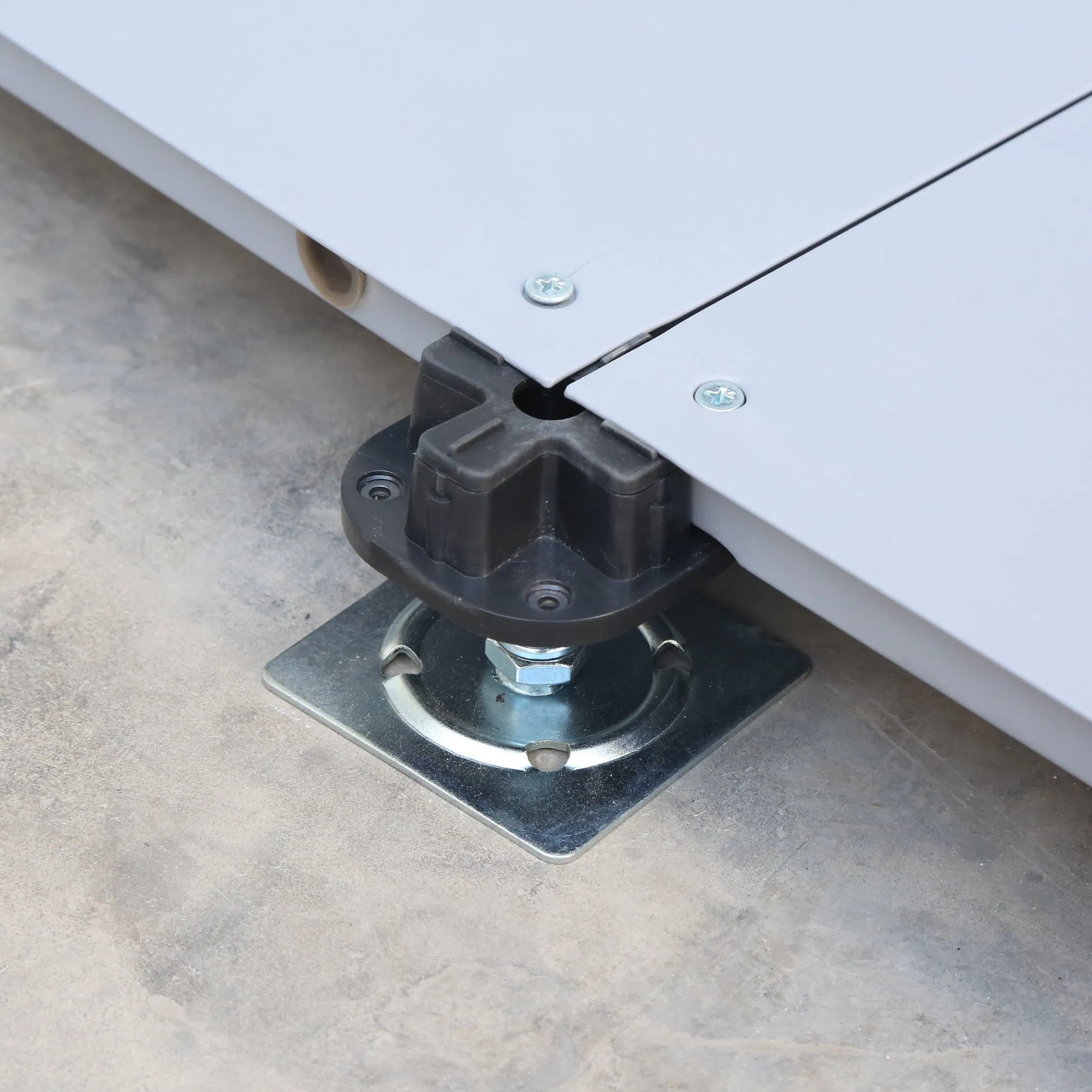 Heavy-Duty Raised Floor for Industrial Warehouses