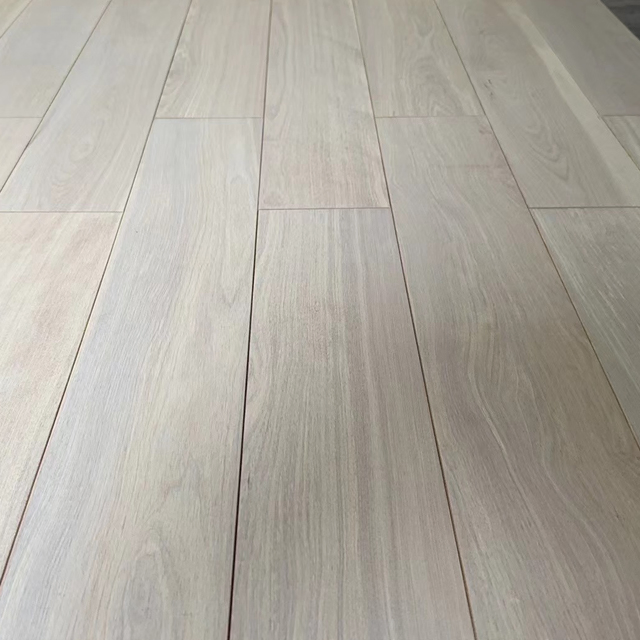 Elegant Tongue & Groove Click Lock Birch Wood Flooring