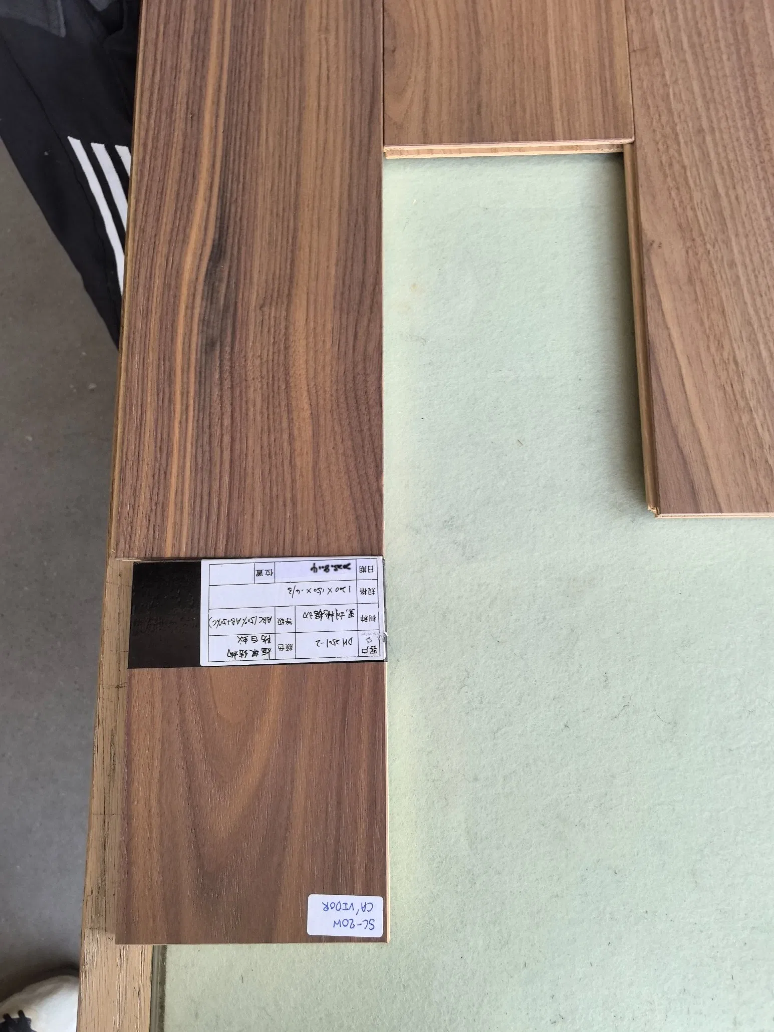 Solid Wood 3/4 Walnut Natural European Multi Layer Engineered Wood Flooring Hardwood Flooring