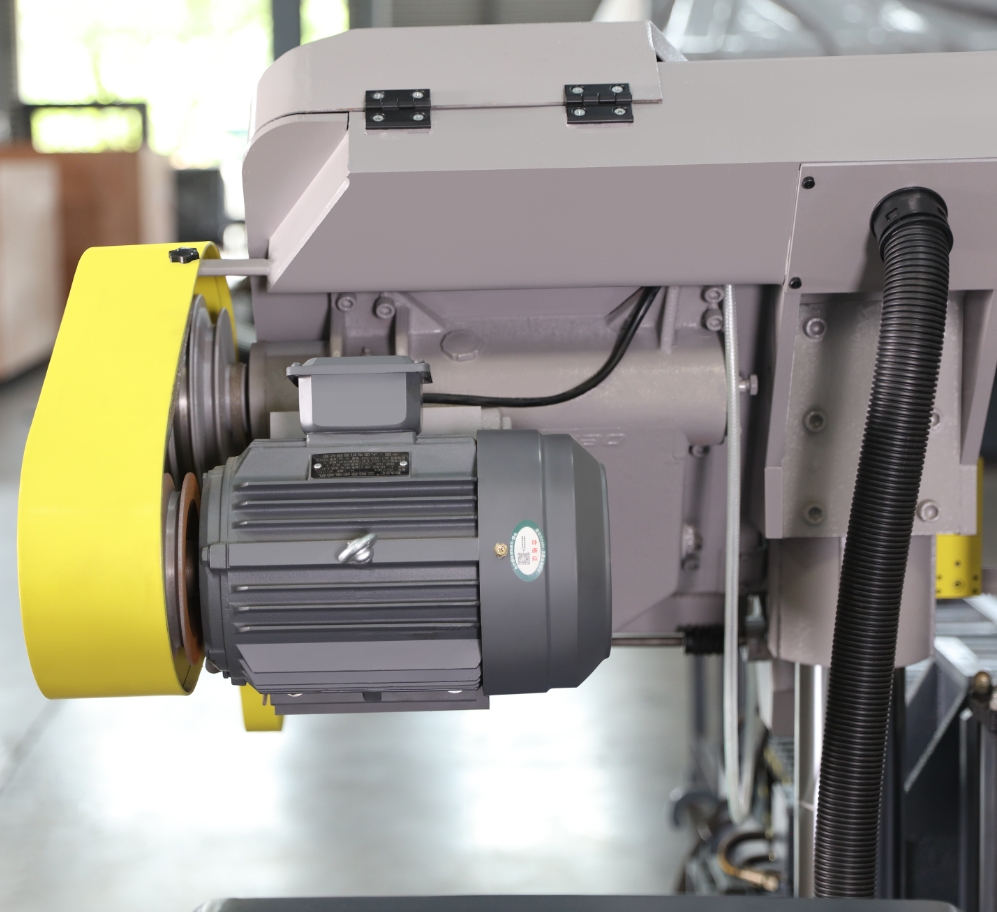 Ленточная пила по металлу полностью автоматическая с редуктором