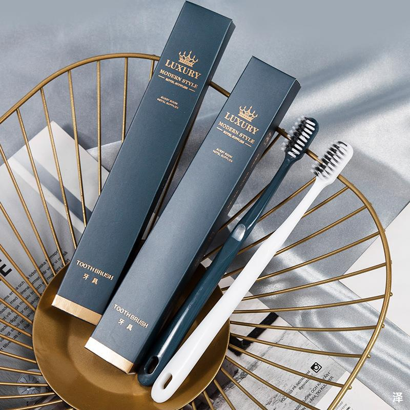 Popular New Product Hotel Toiletries Set Disposable Toothbrush