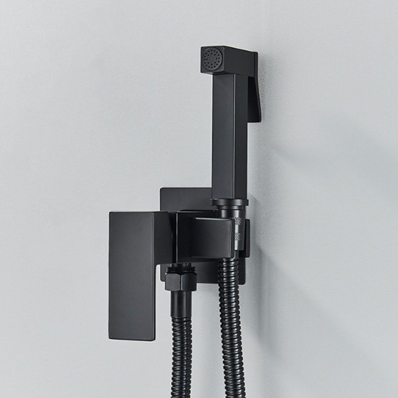 Toilet Brass Bidet Ablution Faucet Golden Shattaf Set Concealed Hot and Cold Handheld Toliet Water Spray Bidet Gold