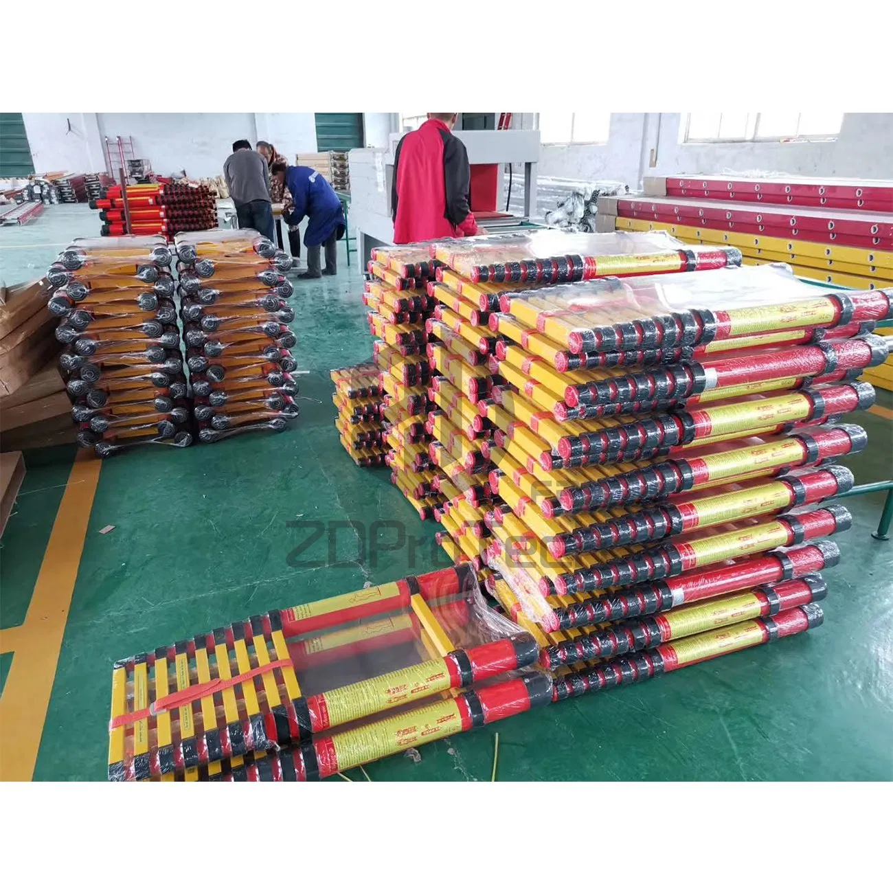 Holiday Special Offers 2023 Best Selling 5m Fiberglass Telescopic Ladder Extension Ladder