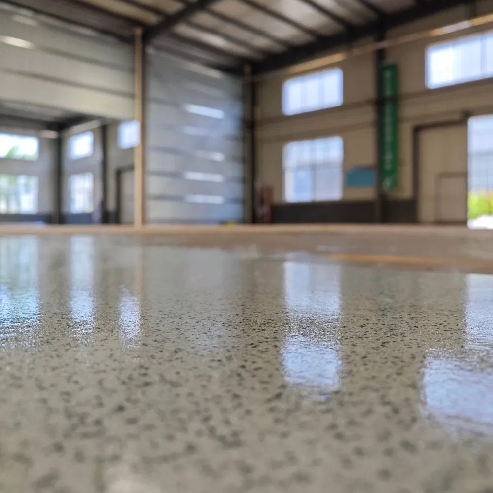 Shandong Century Union Traffic Seamless Resin Flake Floor Coating Polyaspartic Flakes Floor