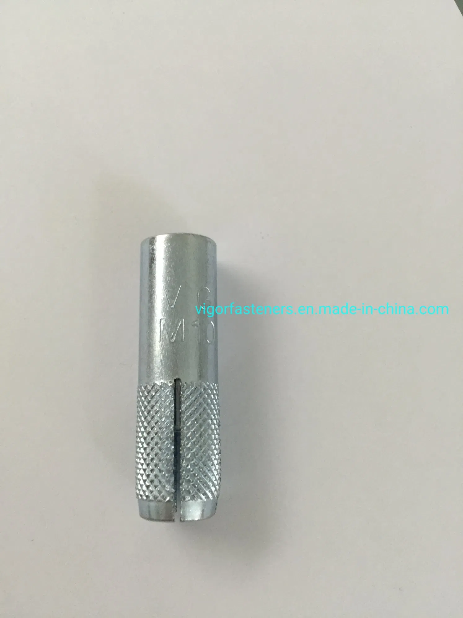 Factory Supplied Galvanized Carbon Steel Expansion Drop in Anchor Bolt for Ceiling Construction