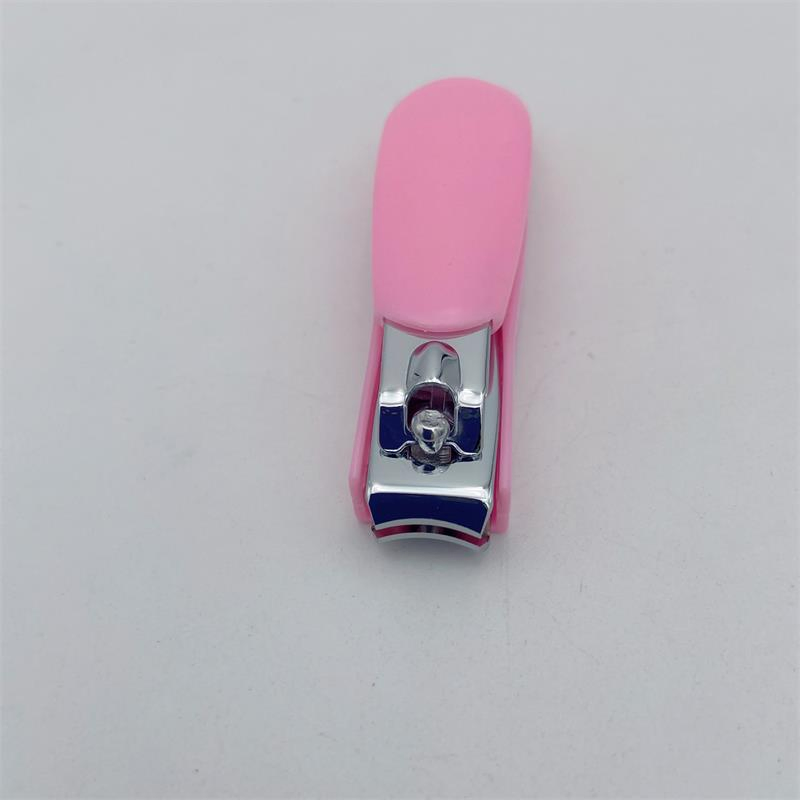 New Design Curved Blade Nail Clipper with Plastic Tray to Collect Nails