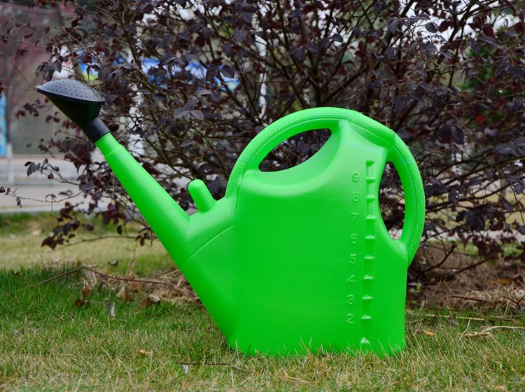Quality Hot Sale Agriculture Home Garden Plastic Watering Can