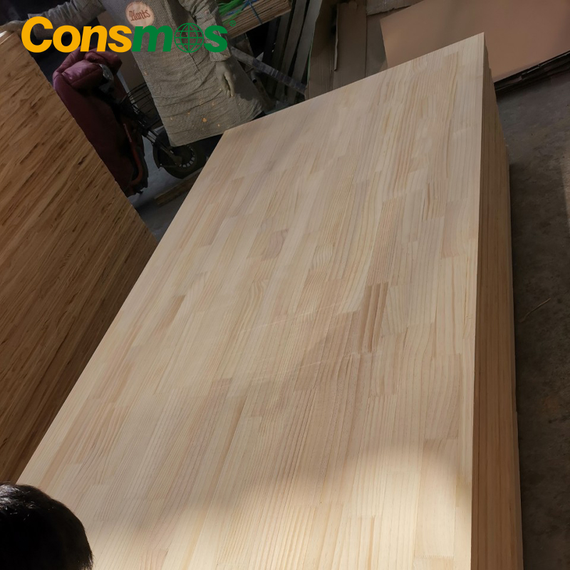 Factory Price Radiata Pine Laminated Solid Wood Timber Finger Joint Lumber Board