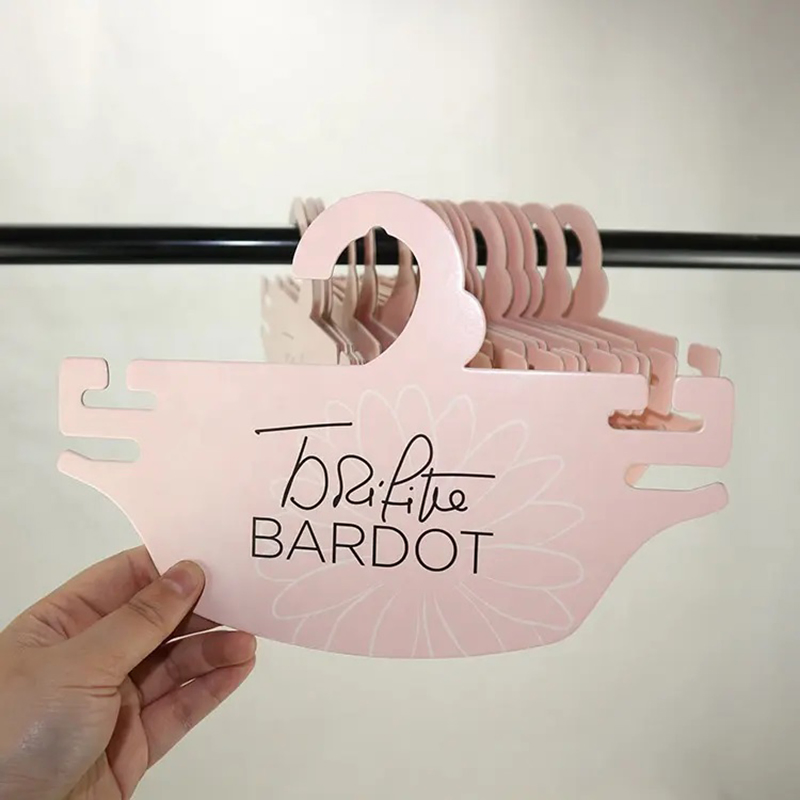 Экологичные картонные вешалки с печатью на заказ