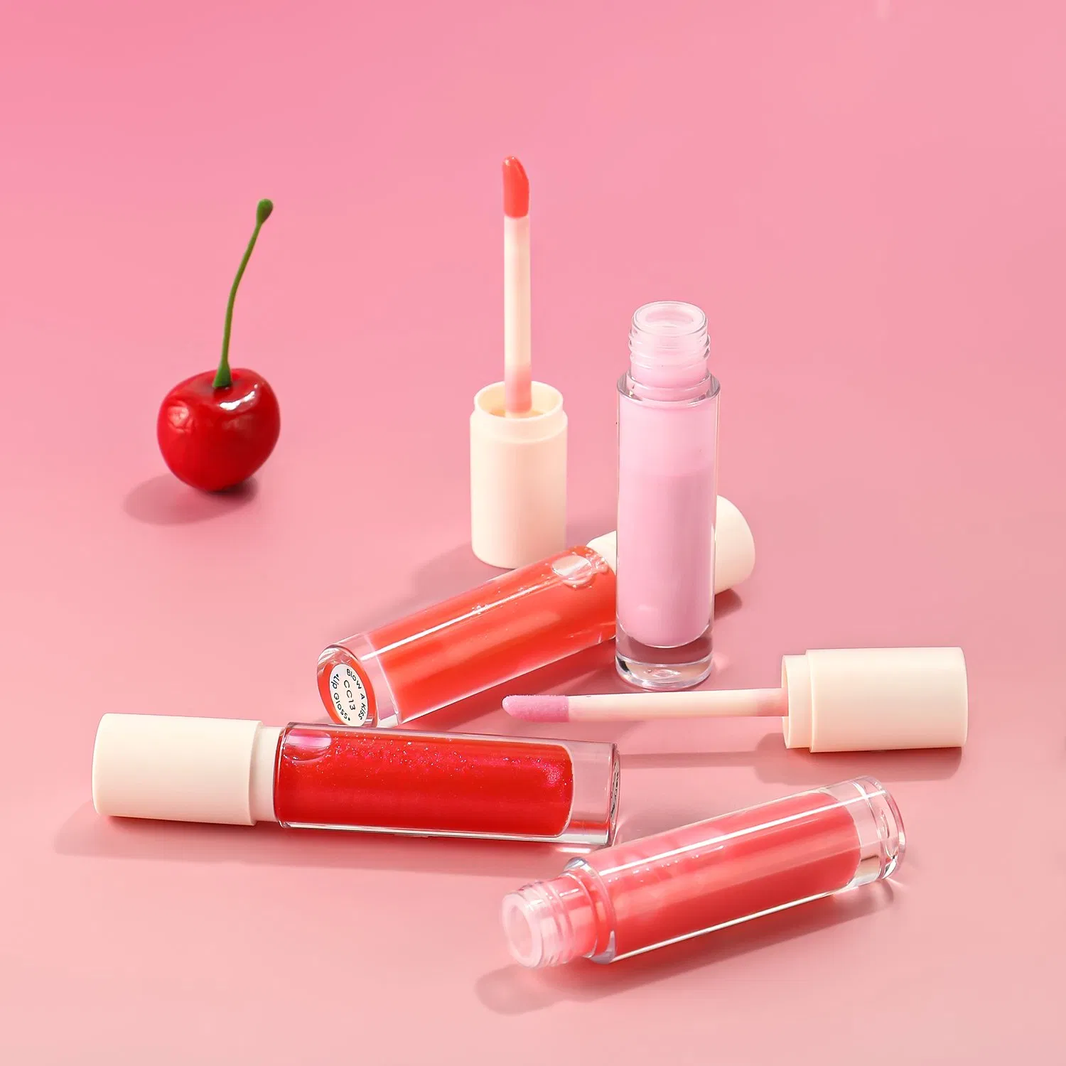 Factory Wholesale Vegan Lip Gloss Private Label Lip Plumper Cosmetics