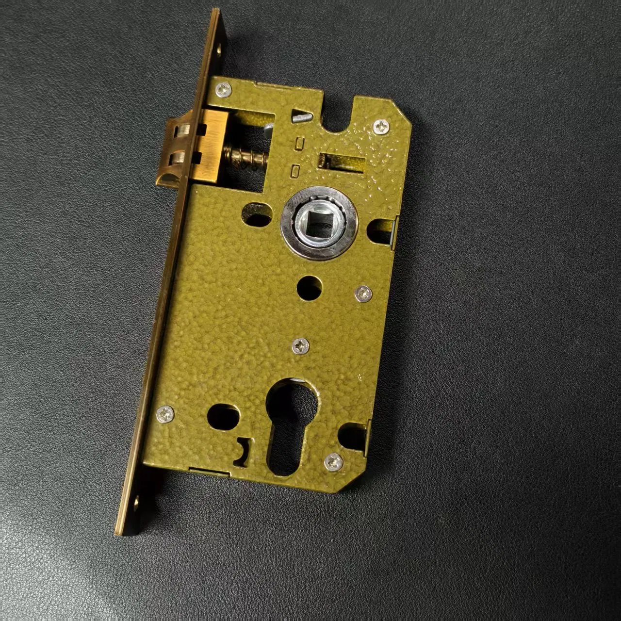 High Quality 8545 Zinc Iron Panel Lock Body for Wooden Doors Durable Key Unlock Polished Finish Home Use for Middle East Model