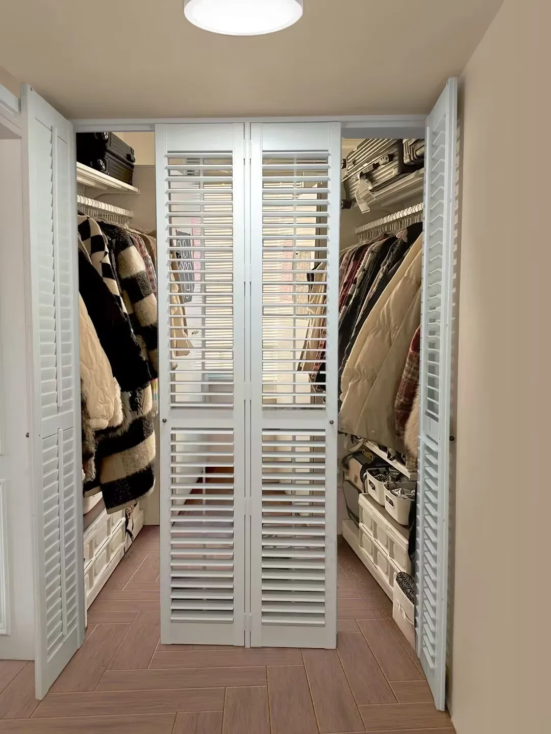 Plantation Shutters Interior Wood Shutters Privacy Blinds Shutters Room Full Height