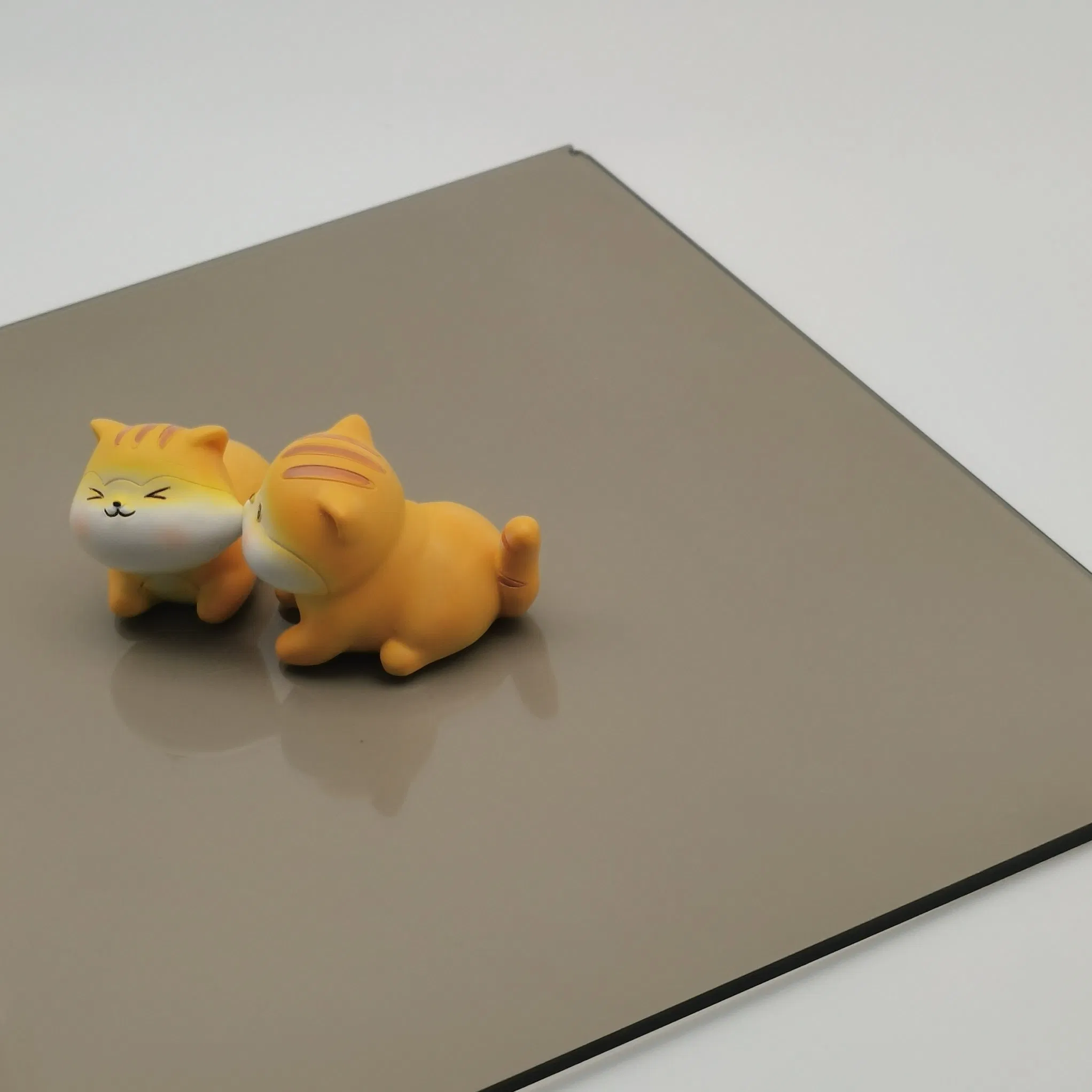 Hot Sale Euro Bronze Tinted/Reflective/Patterned Glass/Building Glass for Door and Window