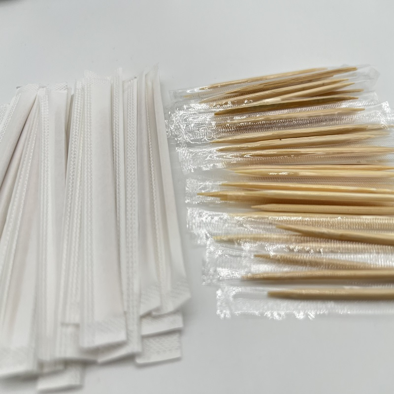Biodegradable Bamboo Toothpicks 3.5 Inch Length Ideal for Fruits Cocktails