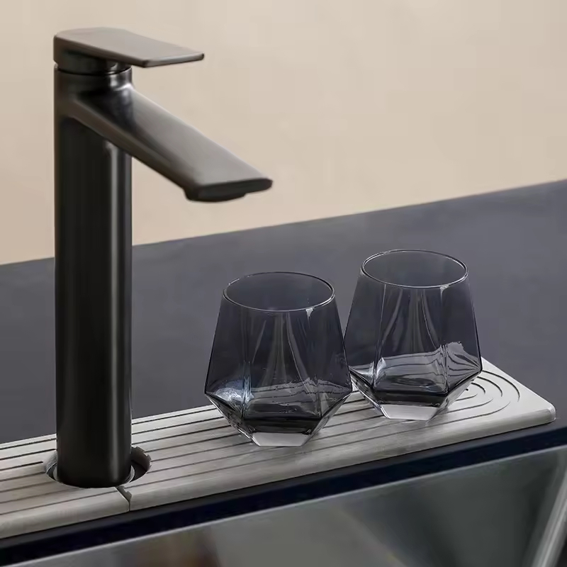 Diatom Mud Splashproof Pad for Kitchen and Bathroom Faucets Sink Faucet Protector Mat for Bath and Kitchen Gadgets