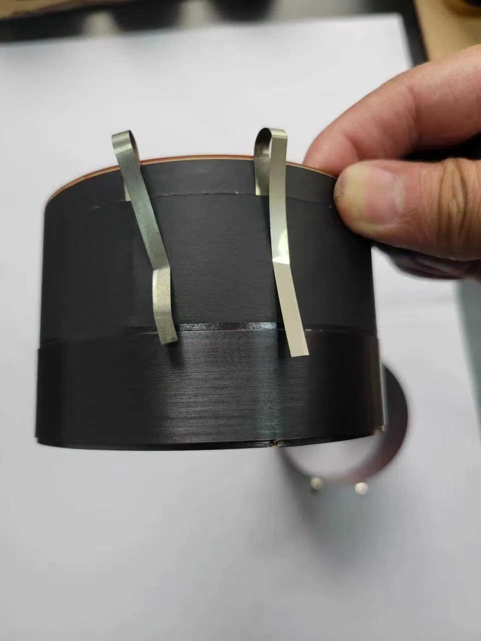 12 Dual Voice Coil Low Frequency Subwoofer Application with High Temperature H500 Adhesive