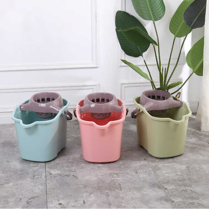 Cleaning Mop Squeegee Plastic Mop Bucket with Wringer for Daily Cleaning