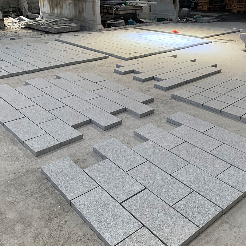 Project Stone G623/G603/G682 Light Grey/White/Yellow/Beige Split/Pineappled/Flamed Granite Stone for Wall Cladding Tiles/Corner Quoins/Kerbs/Coping/Paving