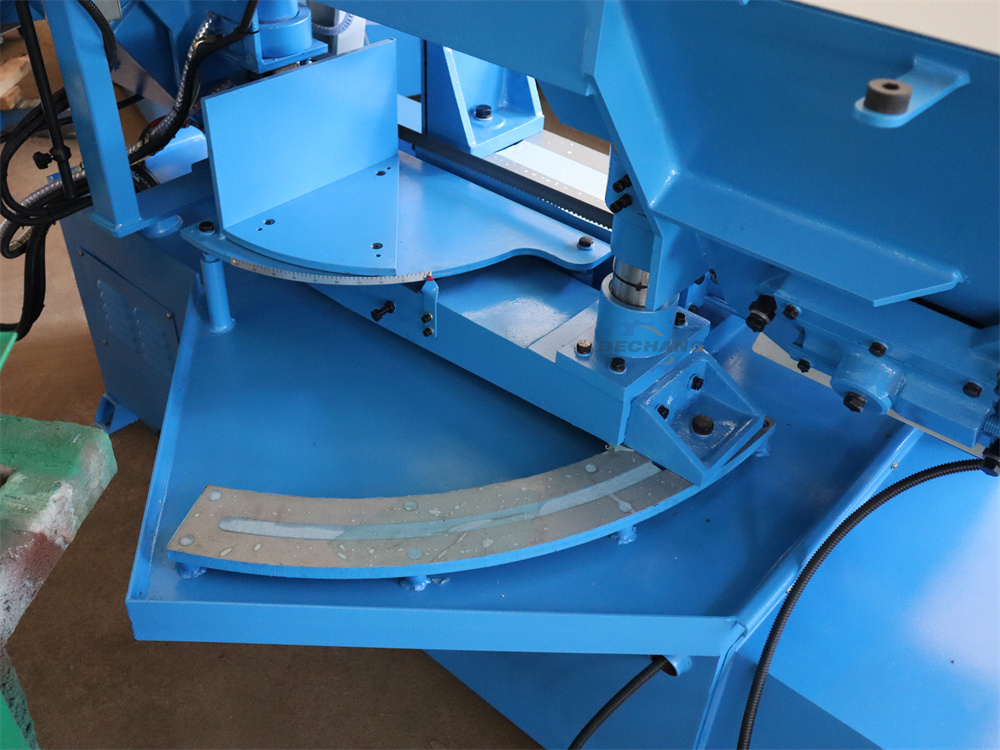 Станок ленточнопильный промышленный по металлу