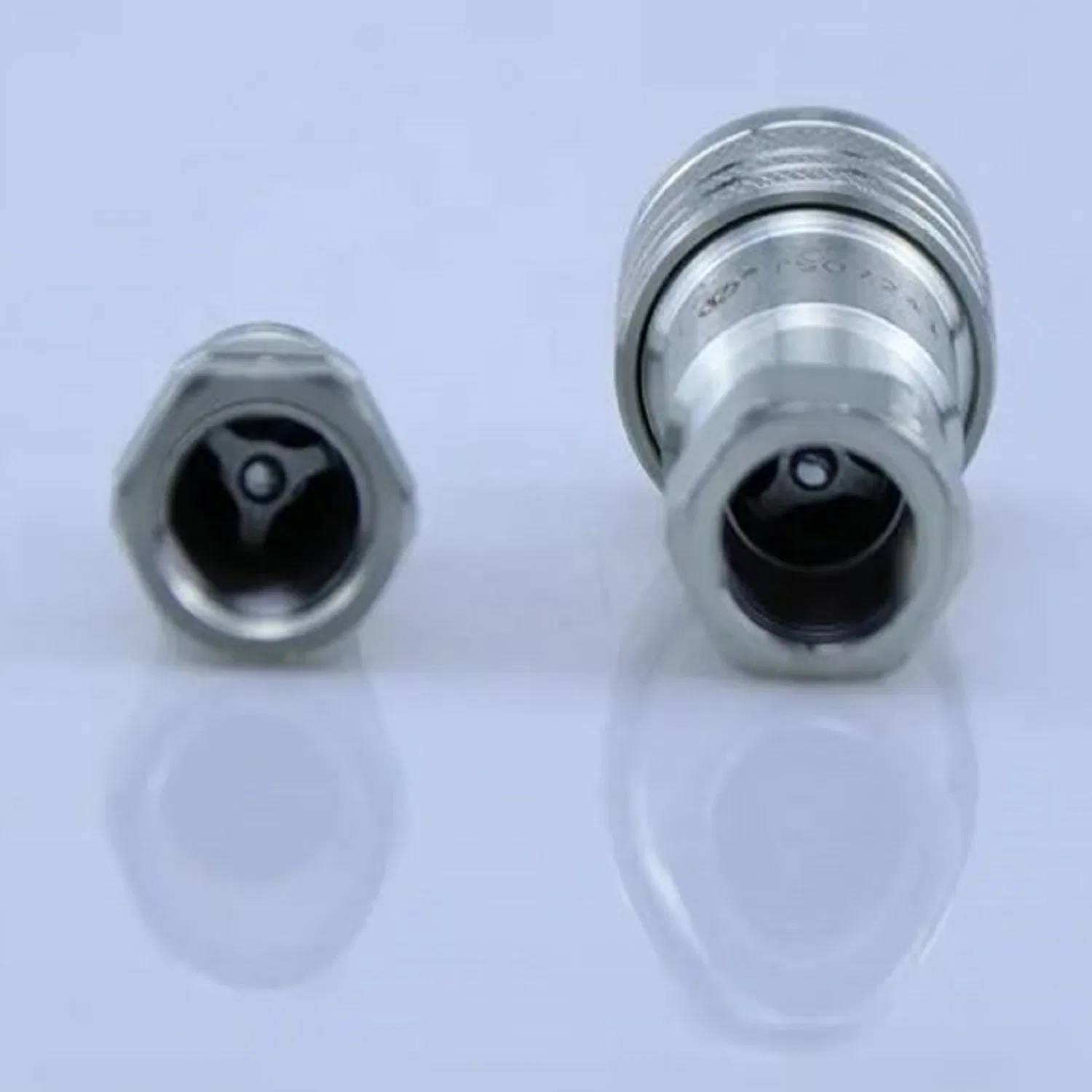 High Pressure Fitting Parts Nipple Carbon Steel Stainless Steel Pipe Fittings Coupling