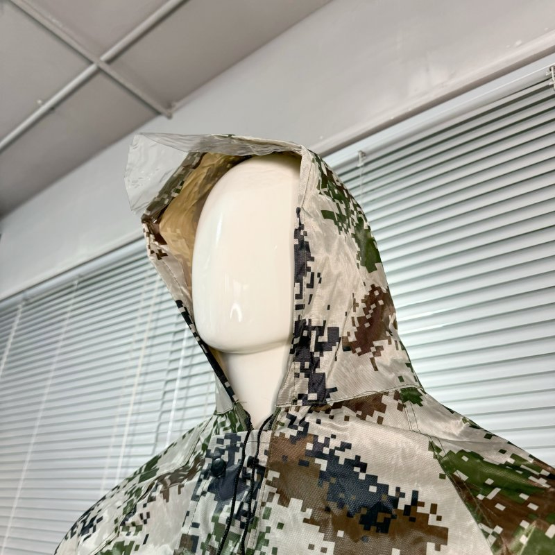 Wholesale Outdoor Camouflage Waterproof Rain Coat for Adults
