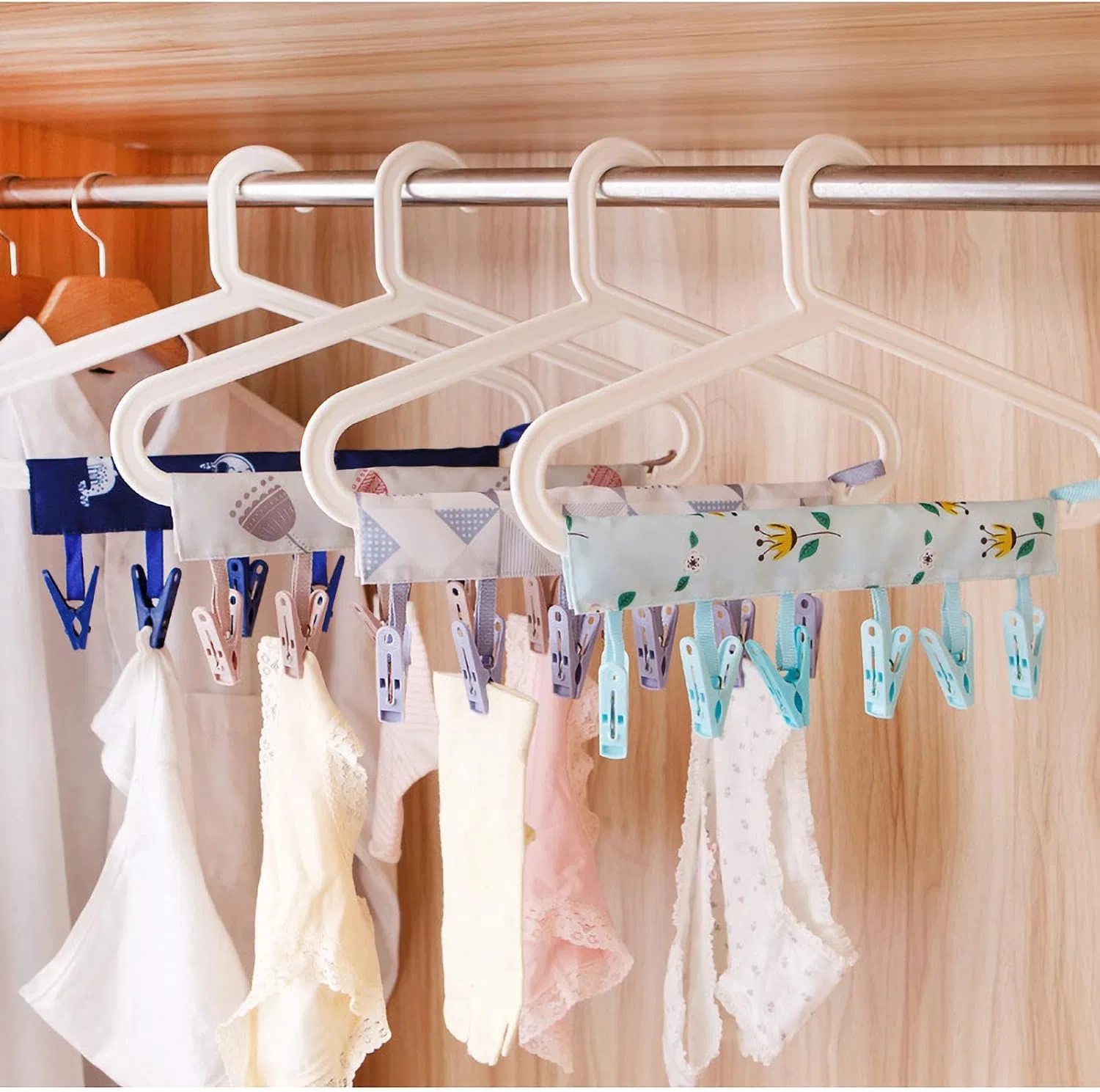 Folding Mini Clothes Dryer Airer with 6 Clothes Pegs 6 Clip Wbb10681