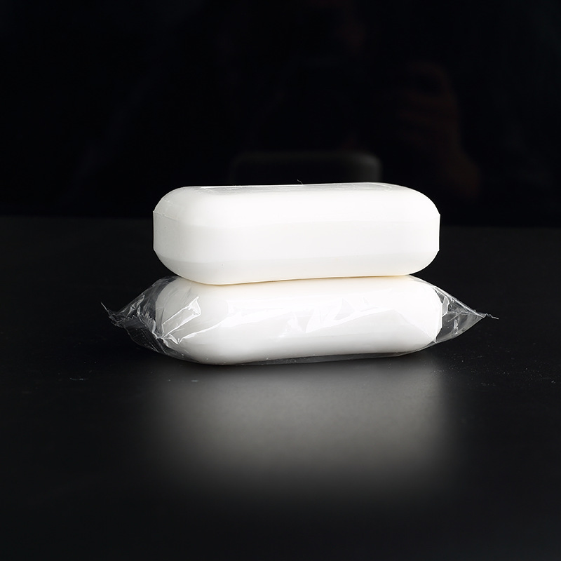 Laundry Soap with Hotel Guest Amenities for Cleaning Cloth Using