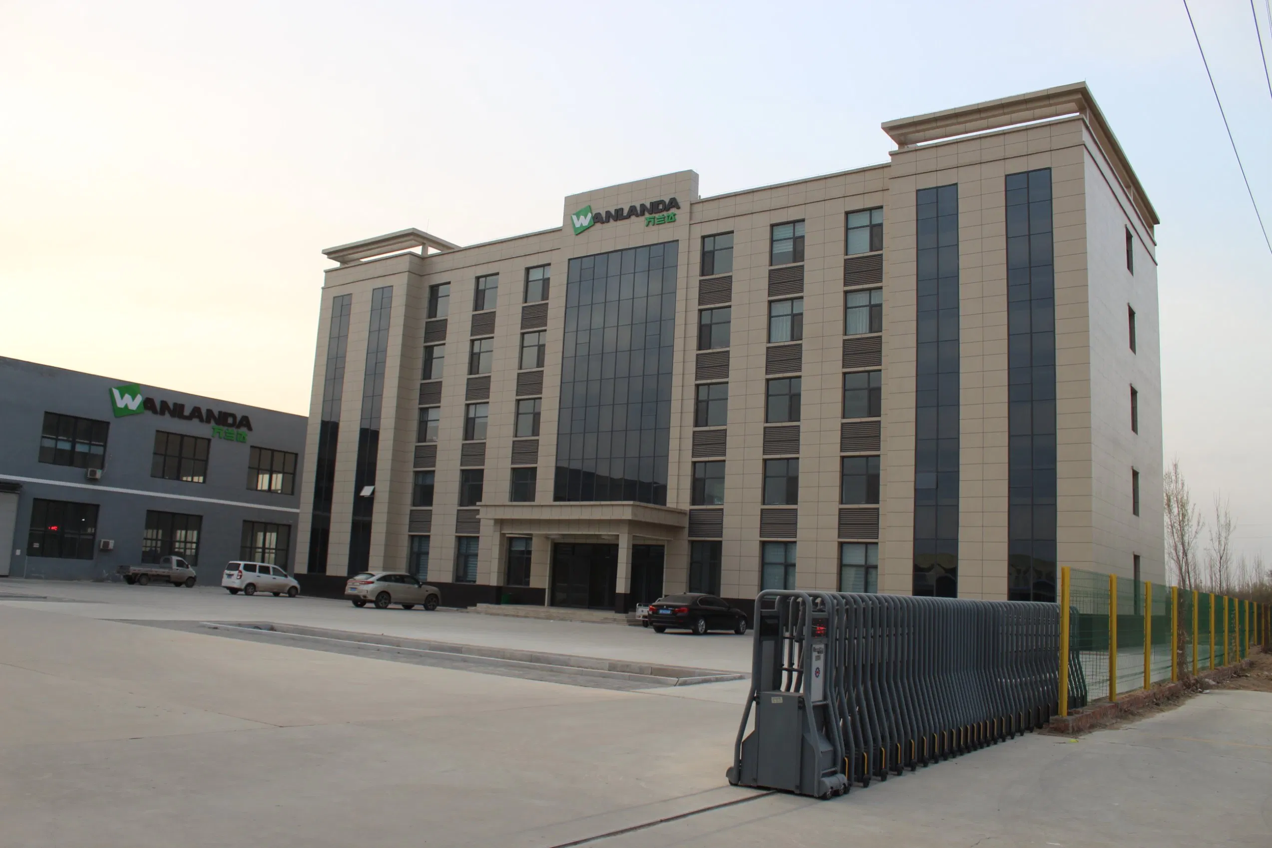 Wanlanda Fuel Filter for Ford OEM 1015734