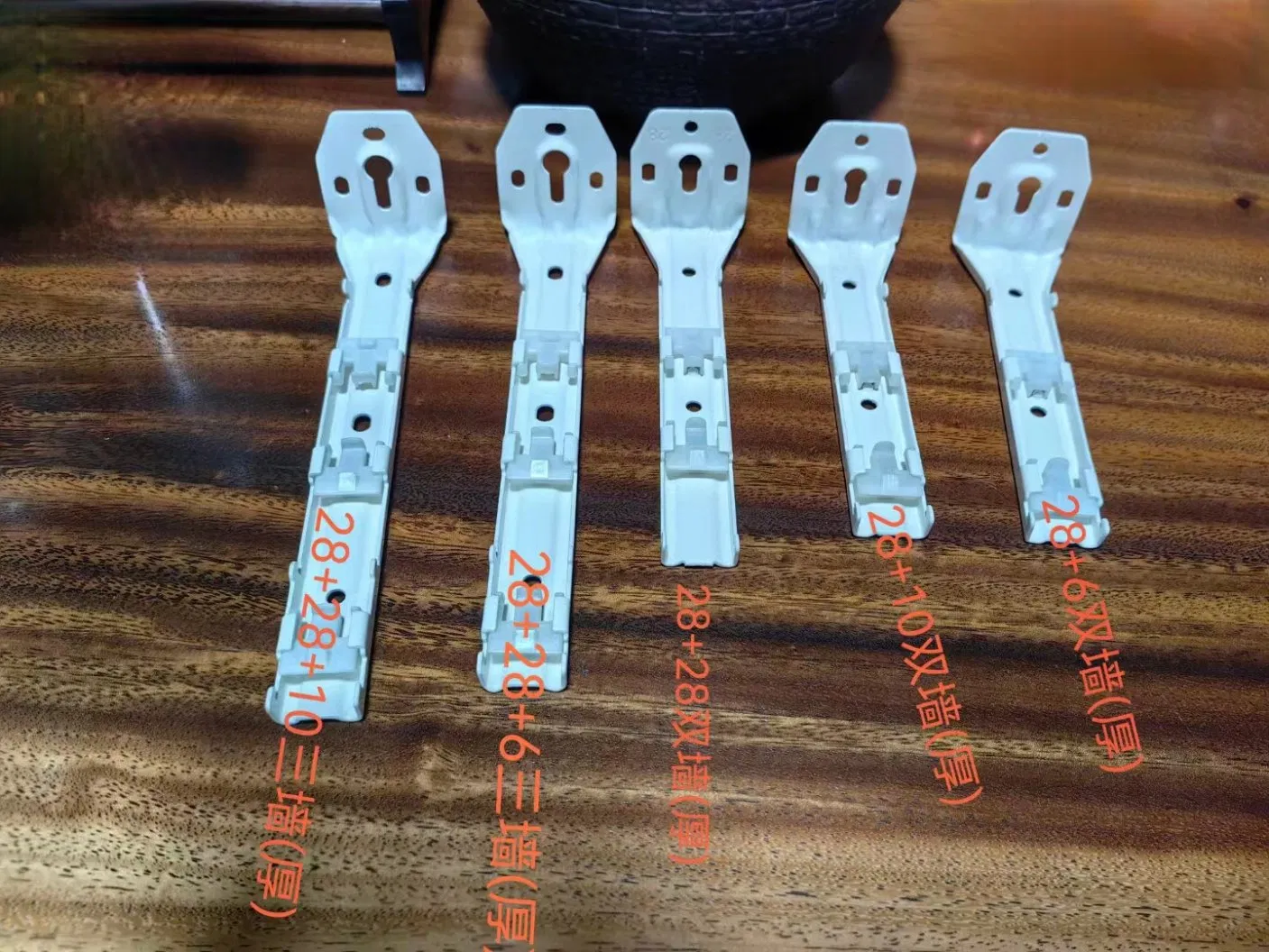 Keshang Various Size Ceiling Bracke for Thome or Office