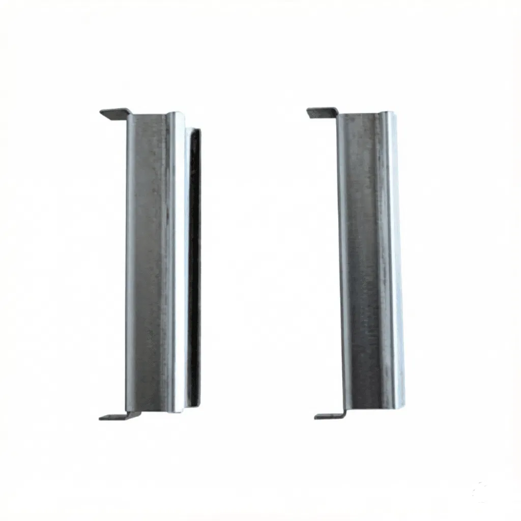 Кронштейн для монтажа мониторов на рельсы