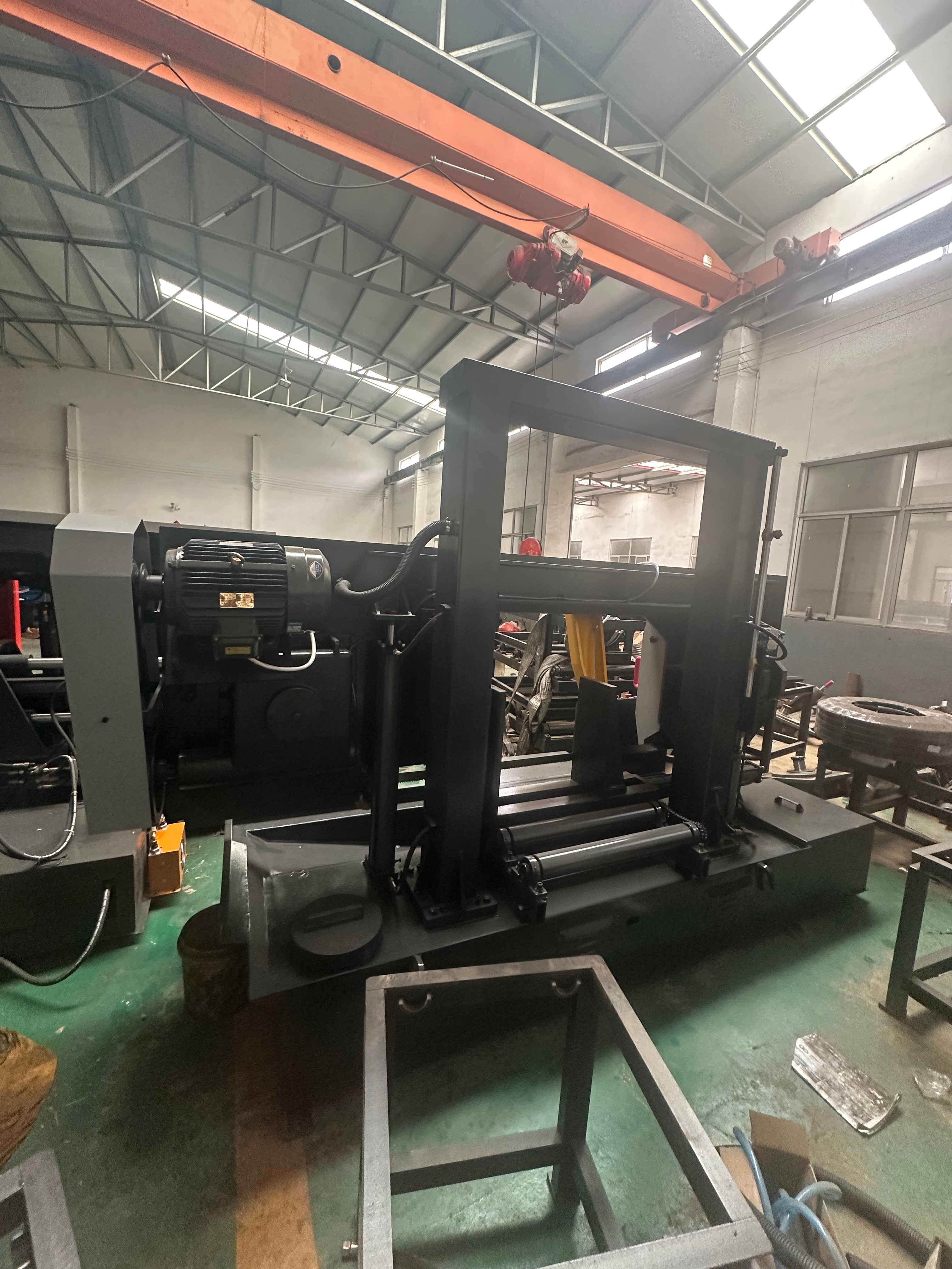 Станок ленточнопильный горизонтальный по металлу