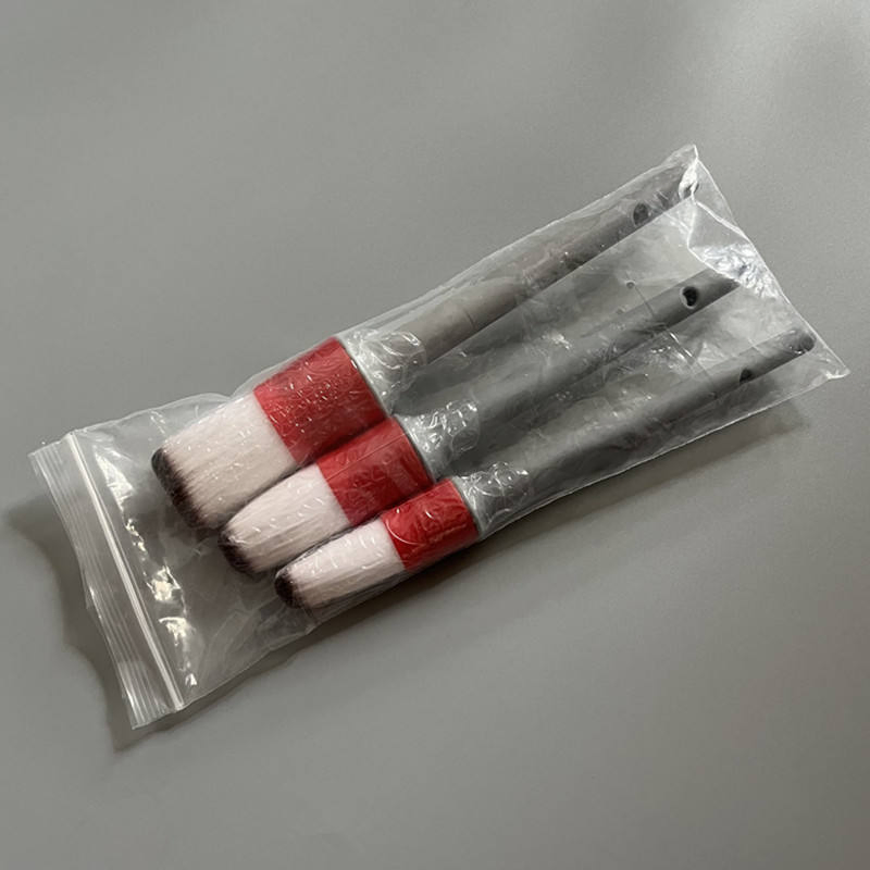 Набор из 3 щеток для чистки салона автомобиля