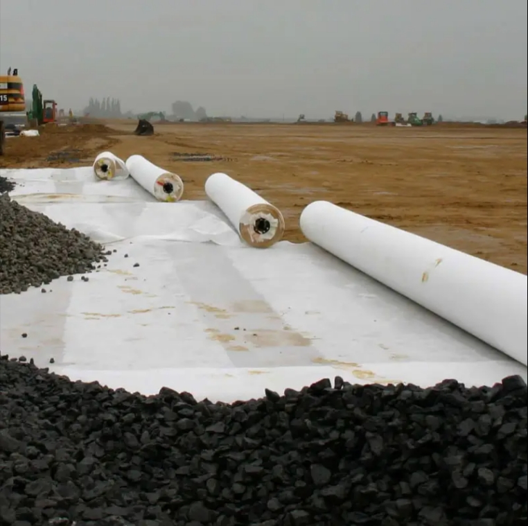 400g Filament Fabric Geotextile for Road Reinforcement and Slope of Fish Pond Liner Protection