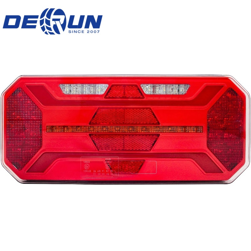 Светодиодный габаритный фонарь Derun 24V для грузовиков и прицепов