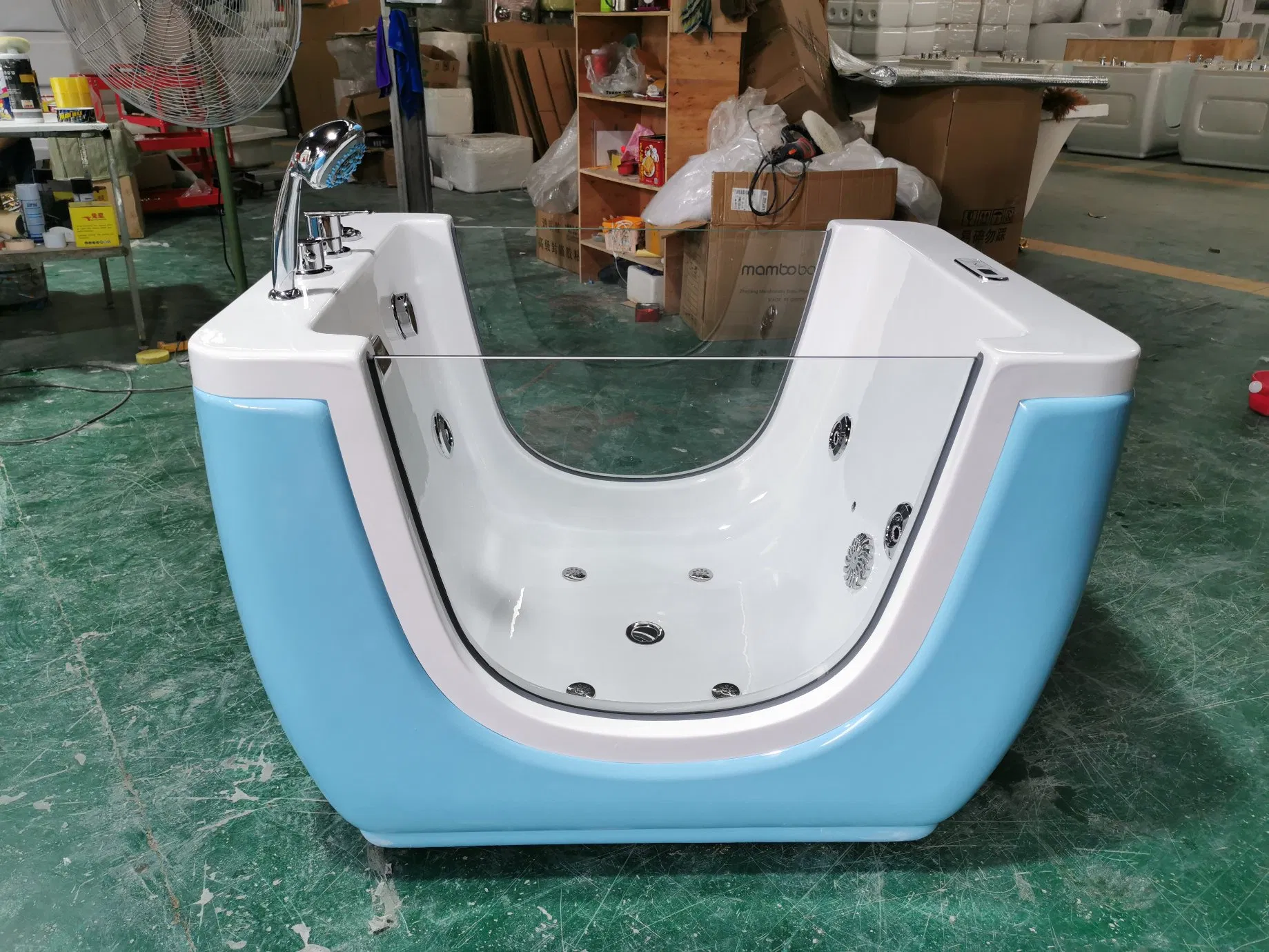 Детская ванна SPA с пузырьками и водопадом