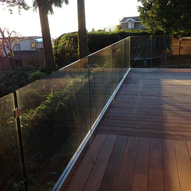 Adjustable/Non-Adjustable Aluminum Glass Channel for Outdoor and Indoor Glass Railing