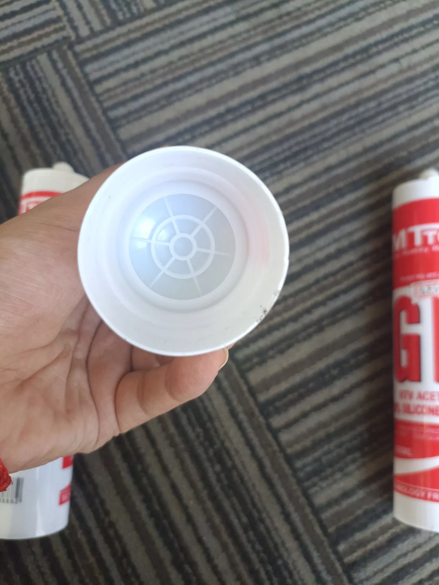 China Products/Suppliers. 300ml General Purpose Acetic RTV Silicone Sealant for Glass Window