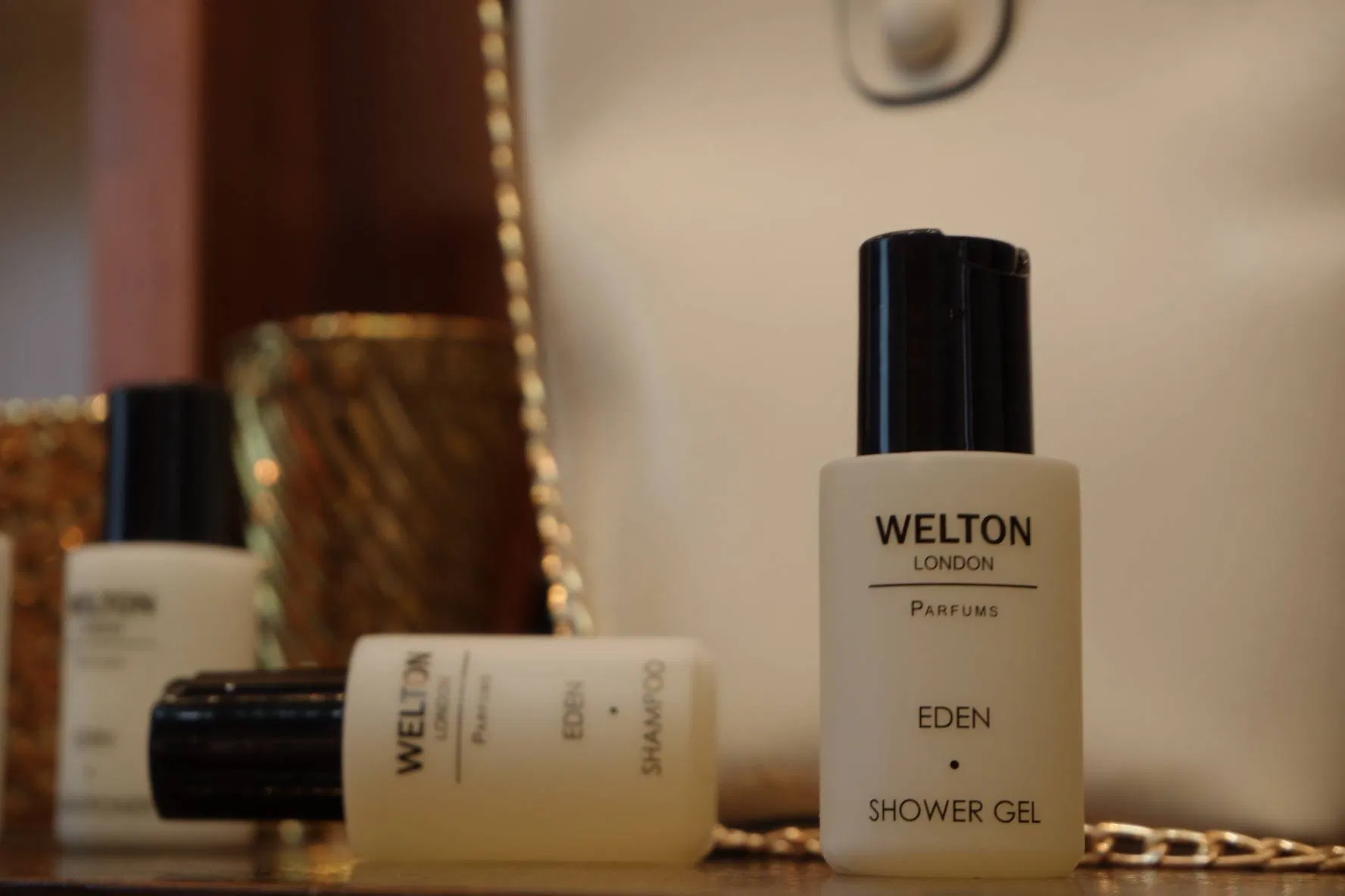 Luxury Hotel Disposable Supplies Amenities Hotel Set Bathroom Amenities