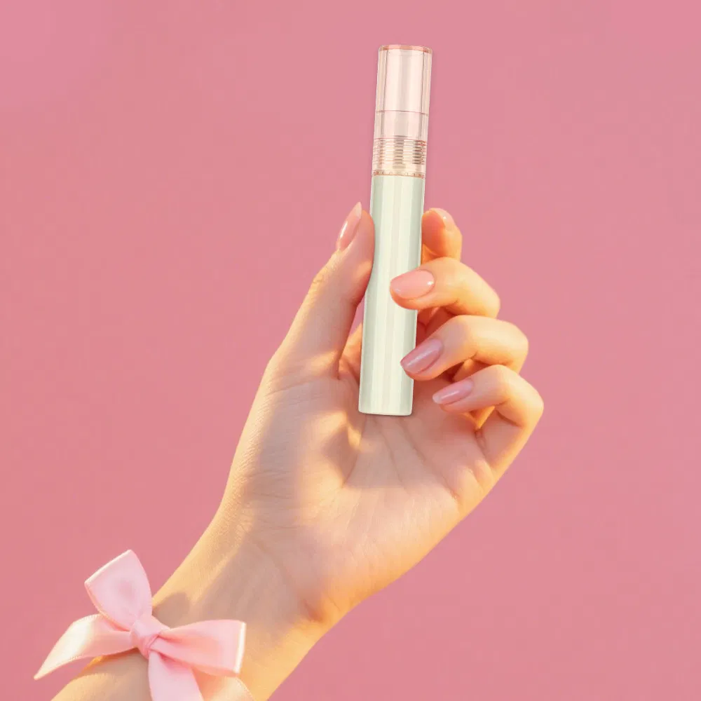 High Pigment Glossy Liquid Lipstick No Logo Vegan Lipgloss Custom Essence Lip Gloss