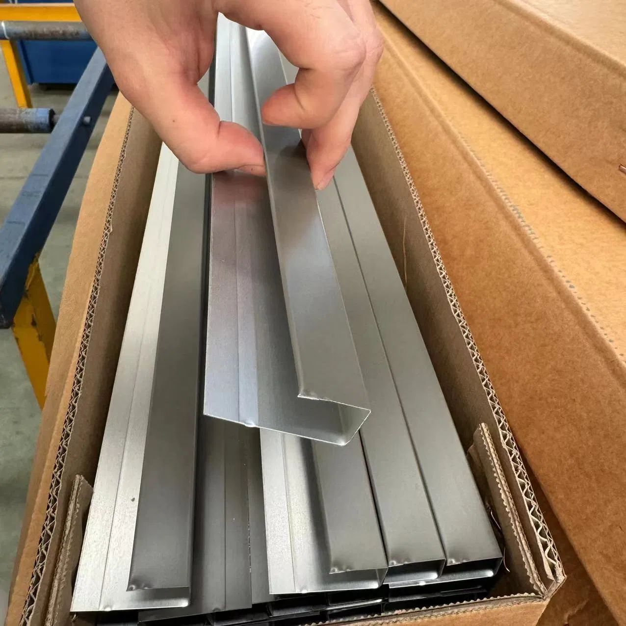 The Most Popular in The North American Market Aluminum J Trim