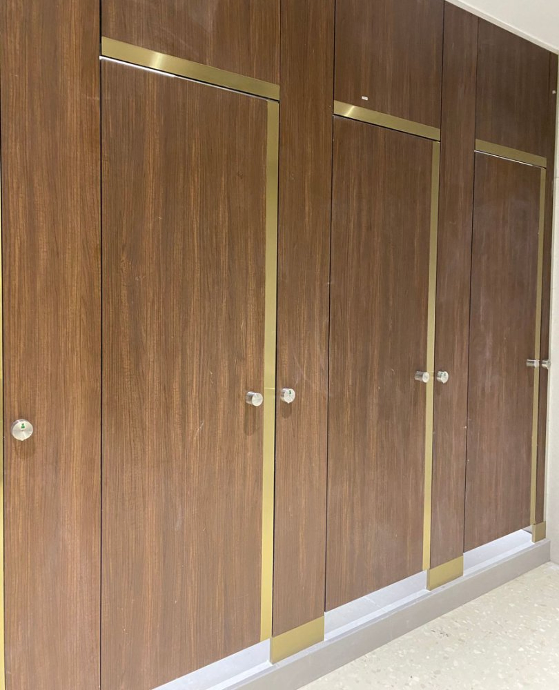 Original Manufacturer Compact Laminate HPL Toilet Cubicles Partitions