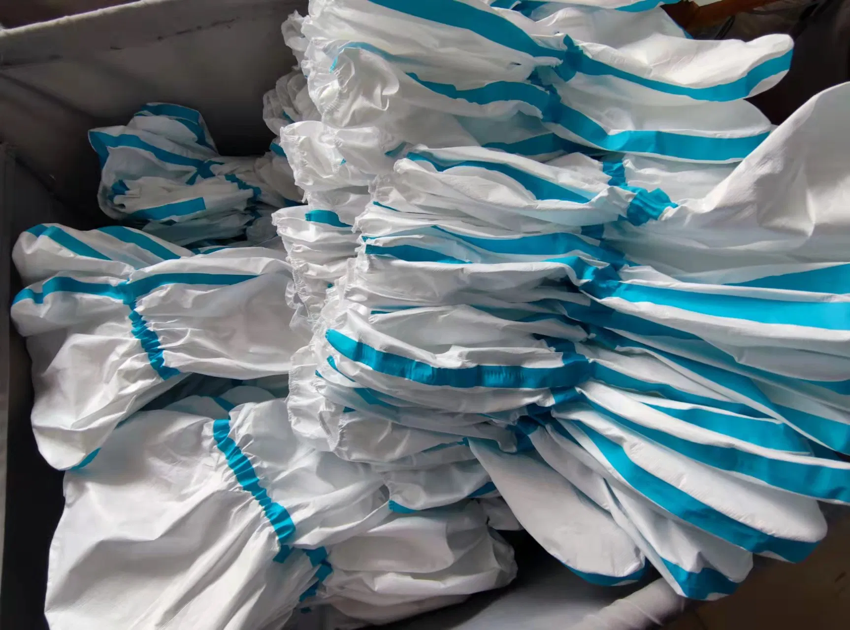 Chemical-Proof SMS/PP Nonwoven Boot Covers for Medical Sterile Environments