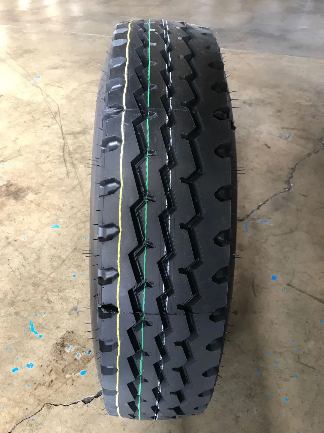 OTR Tyre 26.5-25 E4 для карьерного самосвала и погрузчика