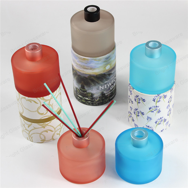 Custom Decorative 200ml Reed Diffuser Glass Bottle with Wood Cap