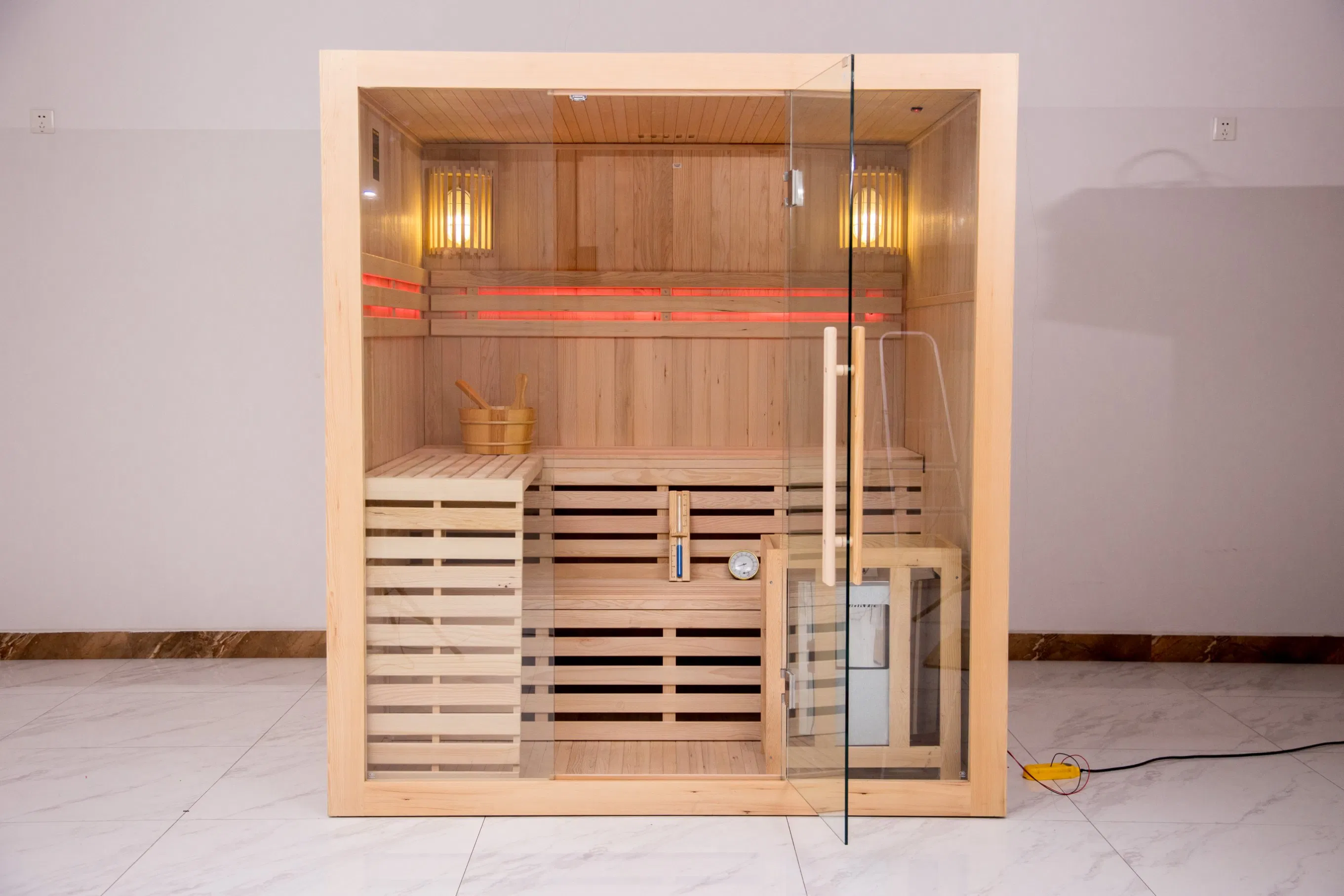 Инфракрасная сауна для улицы из дерева на 4 человека