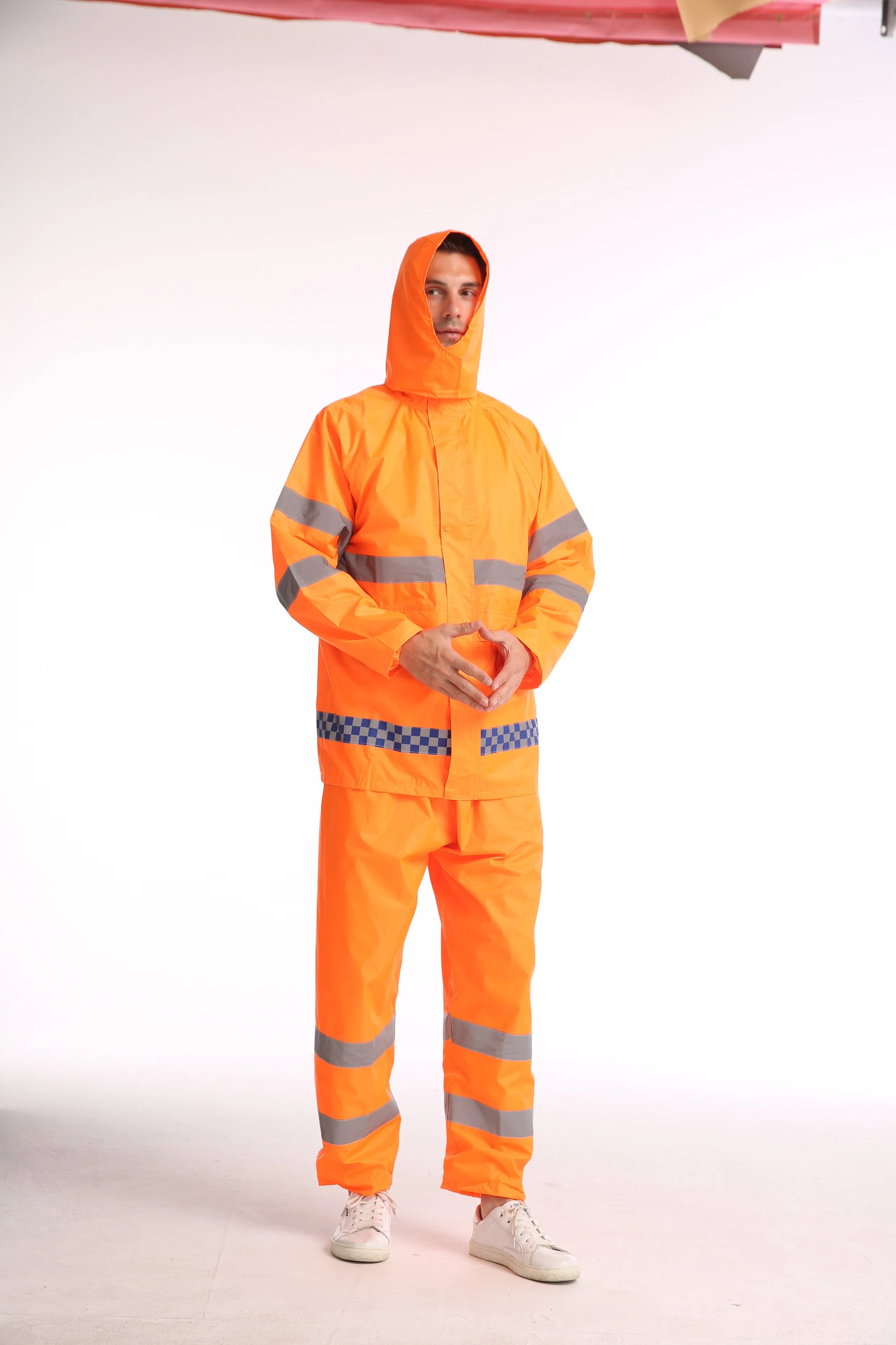 High Visibility Rain Suit with Reflective Strips Heavy Duty Polyster Raincoat