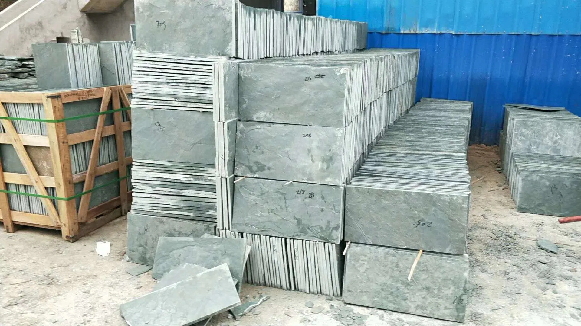 Selling Cheap Green Bricks/Tiles and Slate Culture Stone