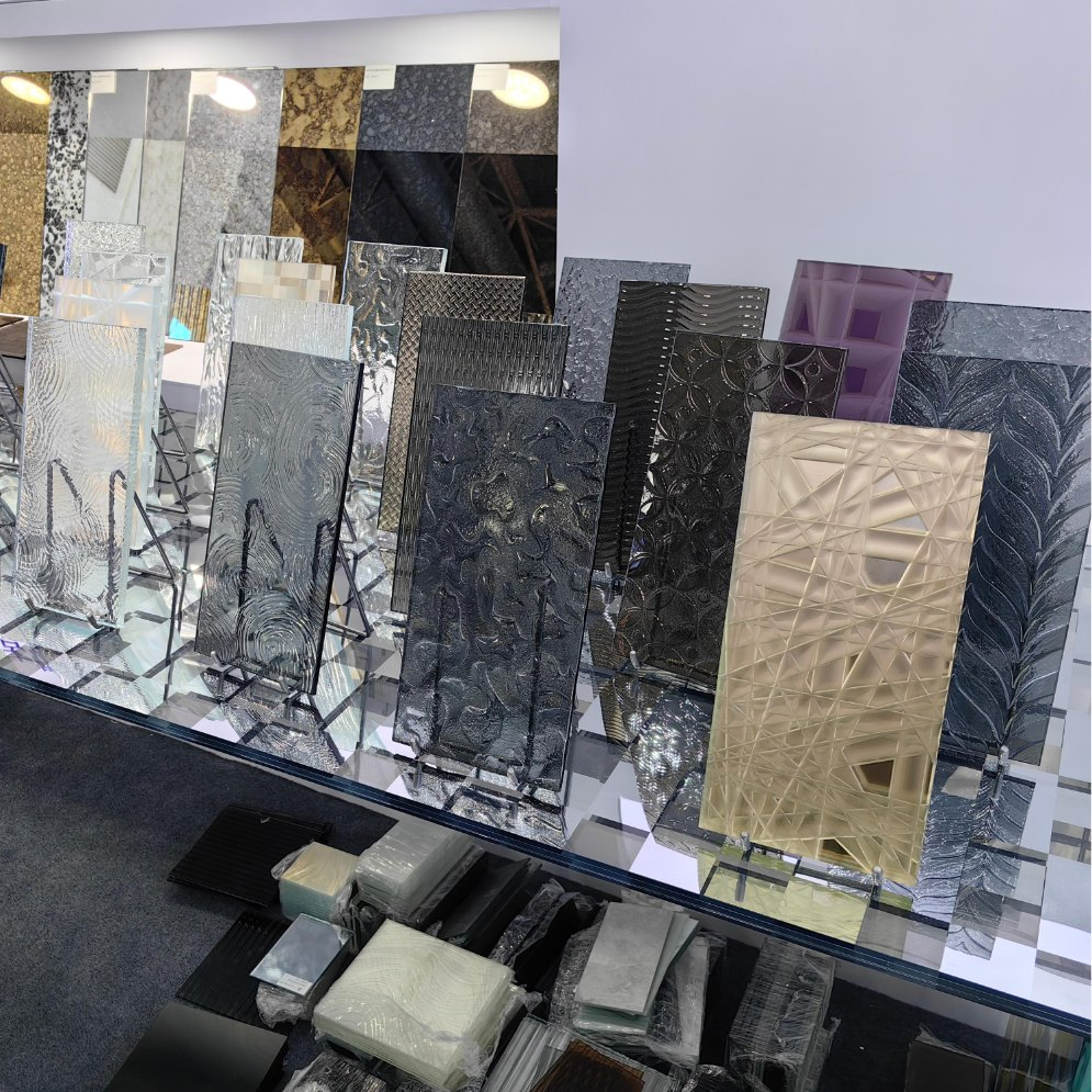 Clear Tempered Decorative Glass with Unique Hot Melt Design